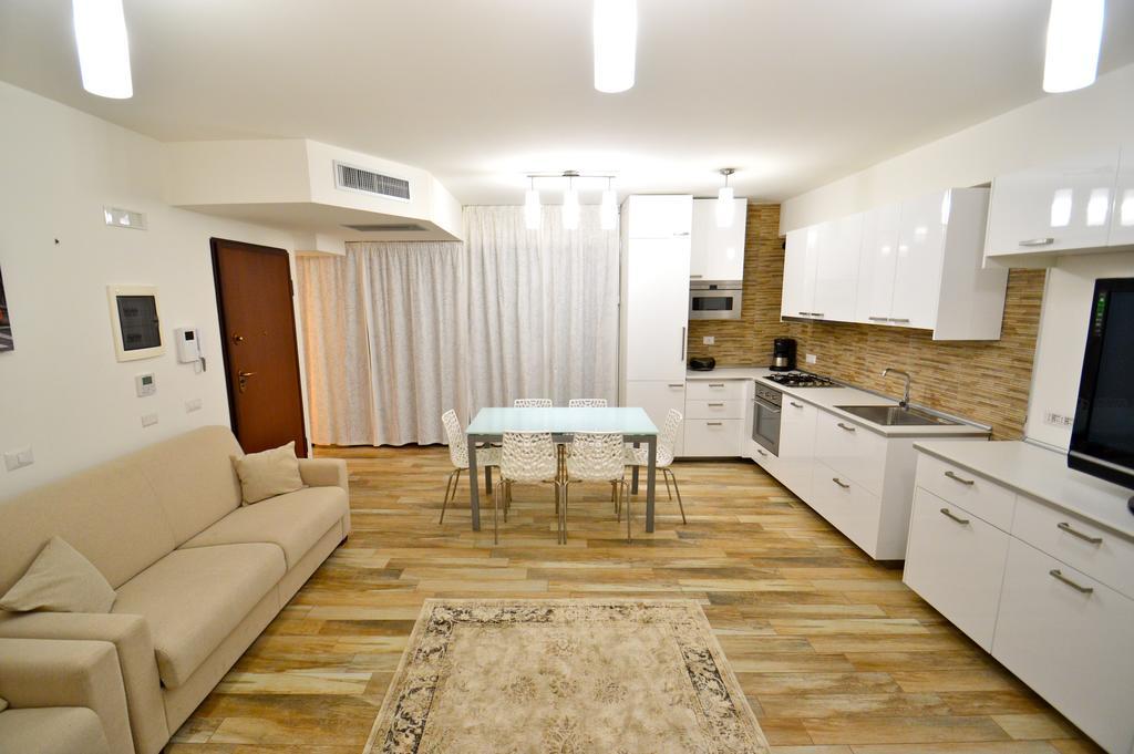 Appartamento Royal Sea House Cefalù Esterno foto